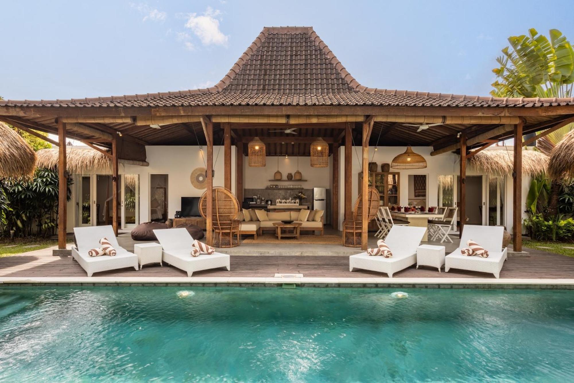 Villa Aksara Seminyak Esterno foto